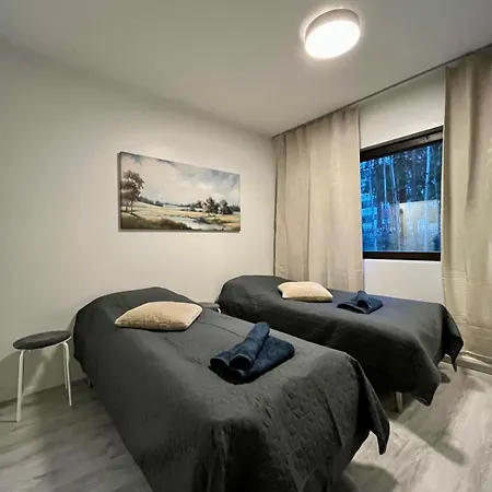 Modern With Free Parking Appartement