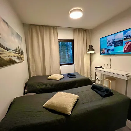 Modern With Free Parking Apartment